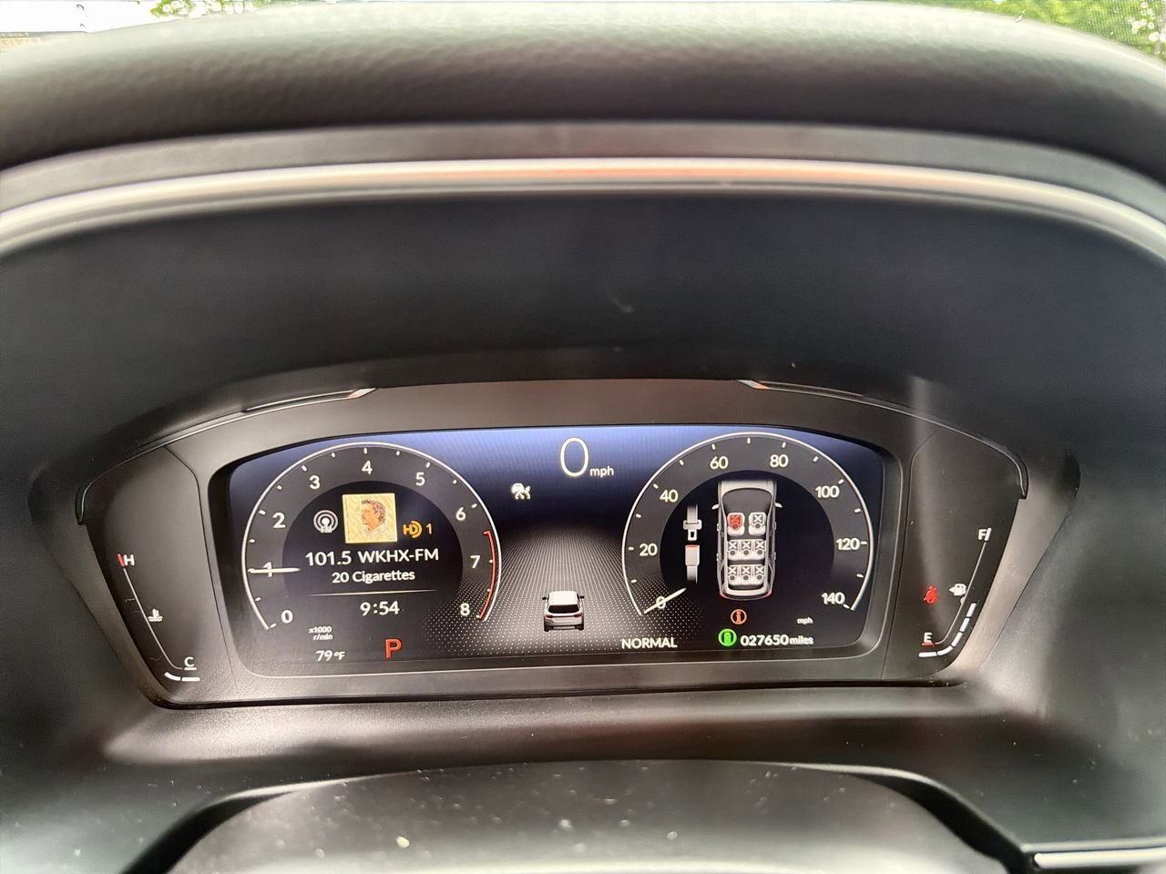Used 2024 White Honda Elite image 12