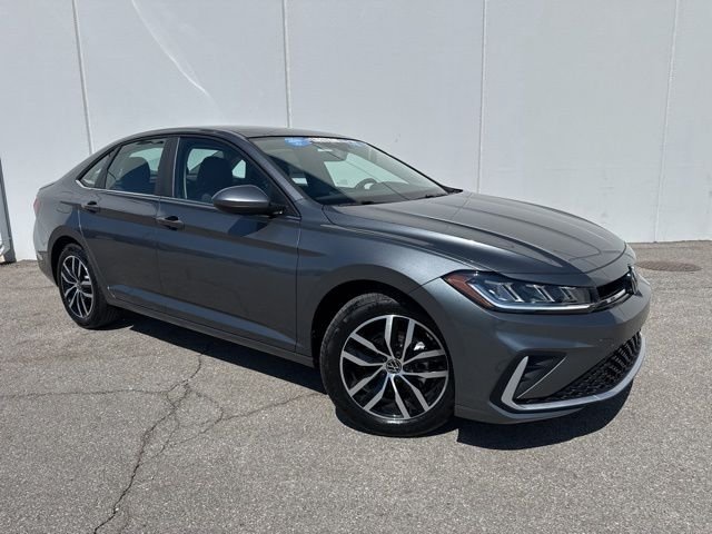 New 2026 Platinum Gray Volkswagen 1.5T SE image 2