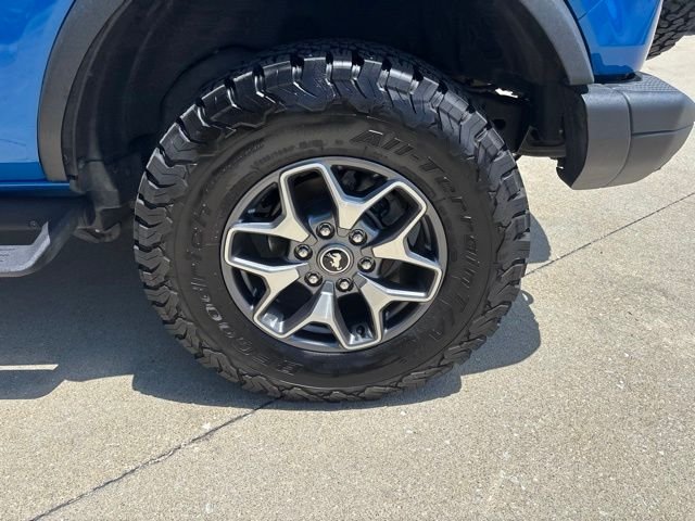 Used 2024 Blue Ford Badlands image 11