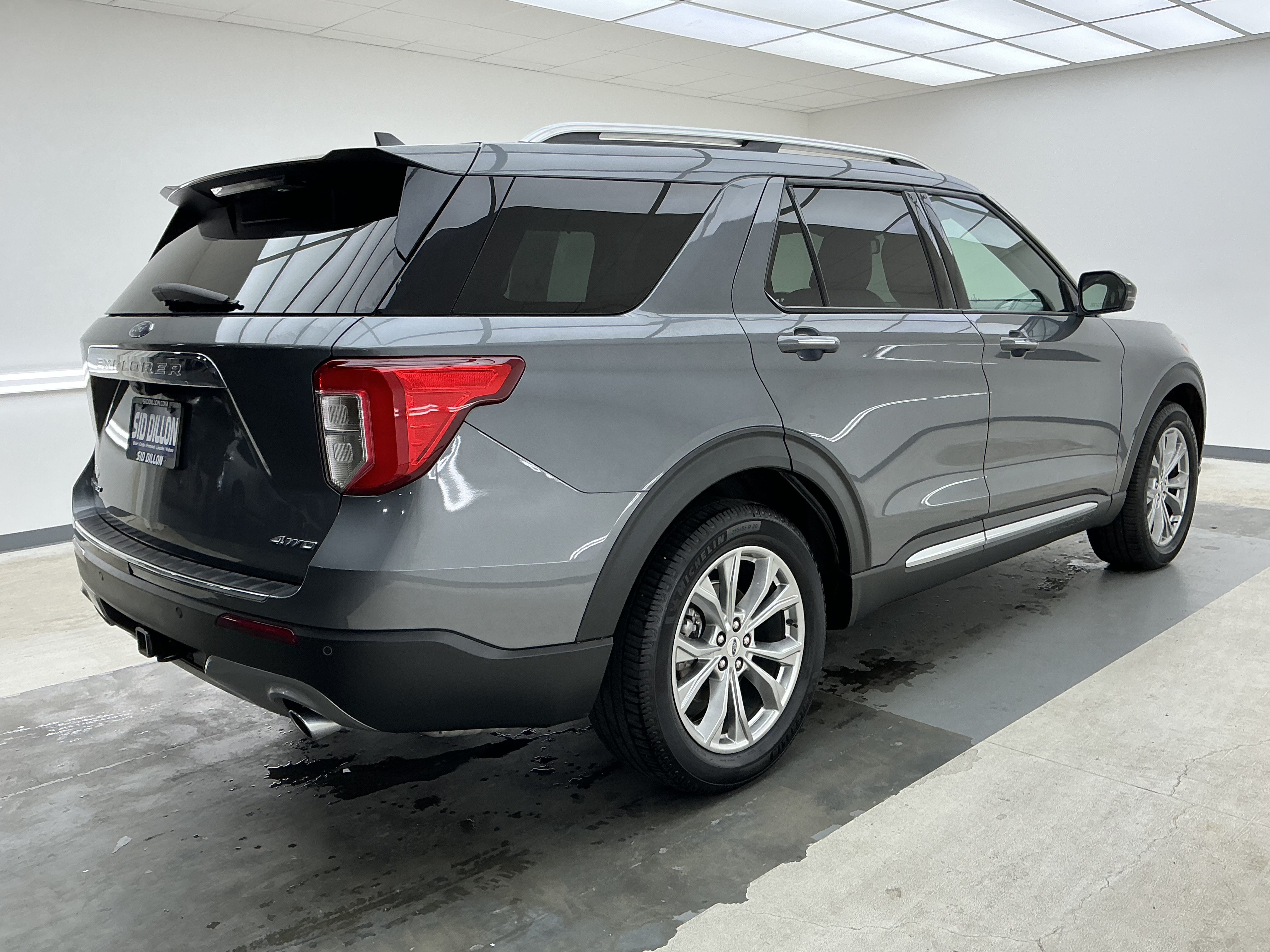 Used 2021 Carbonized Gray Metallic Ford Limited image 4