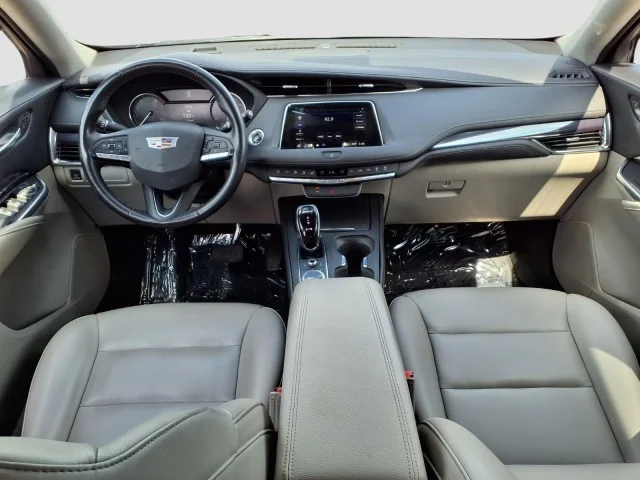 2023 Cadillac XT4 Luxury - Photo 8
