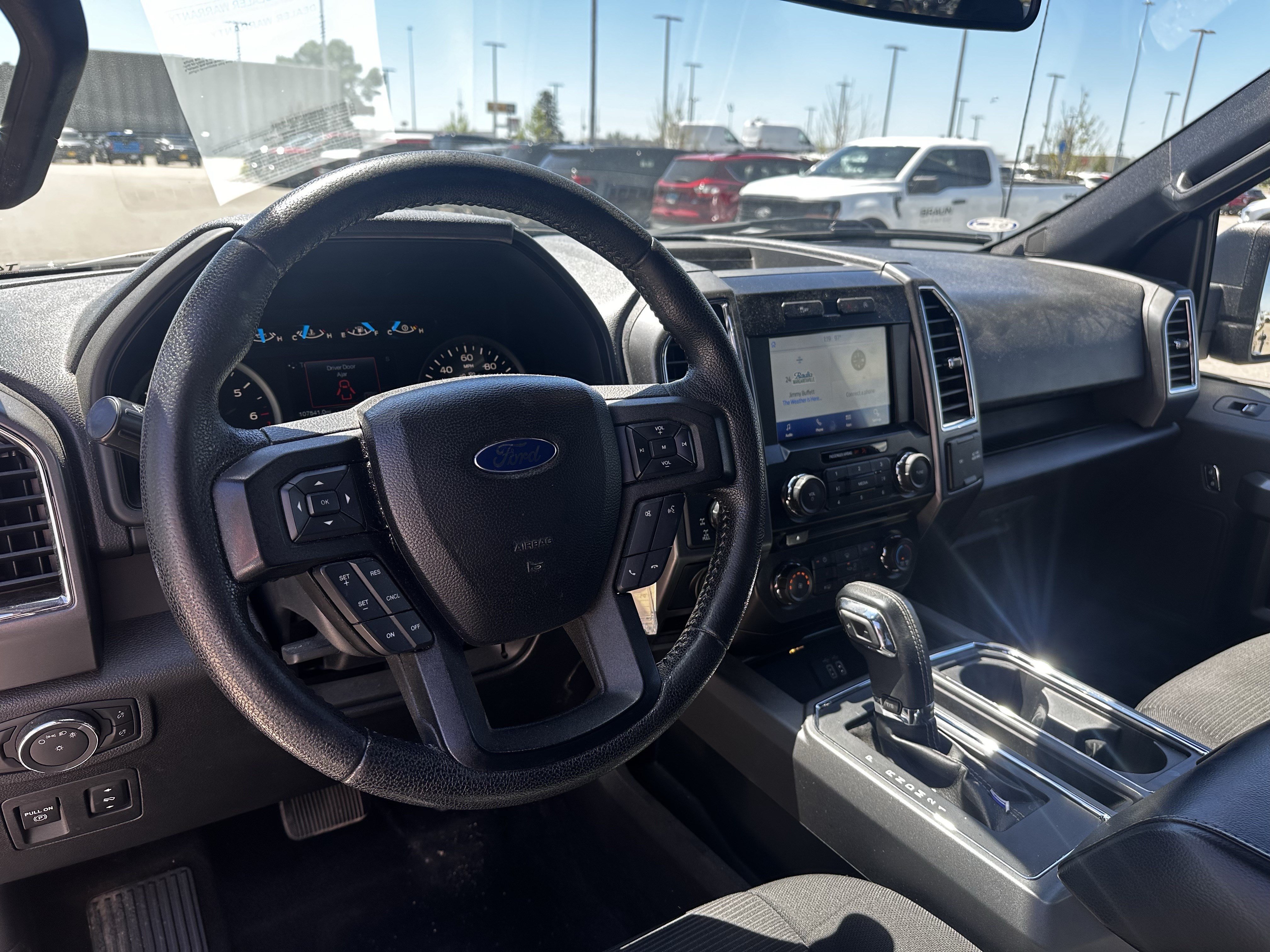 Used 2016 Shadow Black Ford XLT image 5