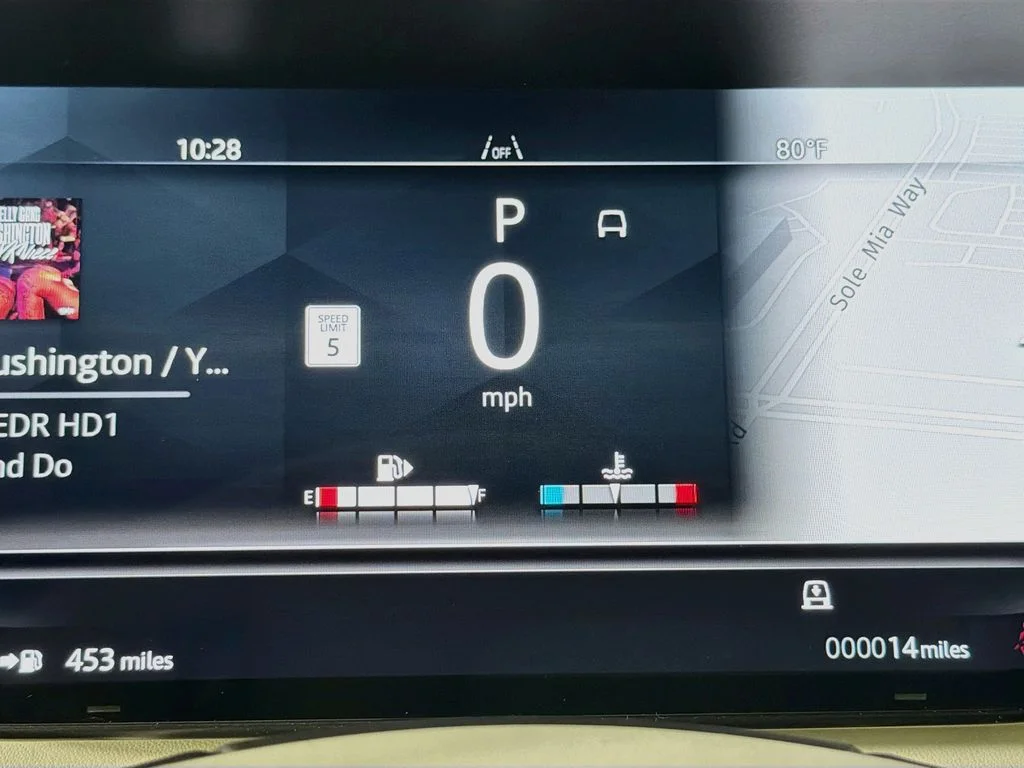 New 2026 Fuji White Land Rover SE image 12
