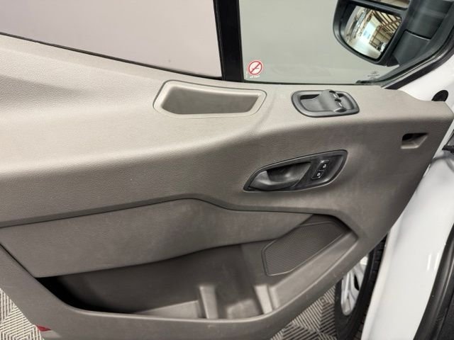 Used 2025 Oxford White Ford Base image 14