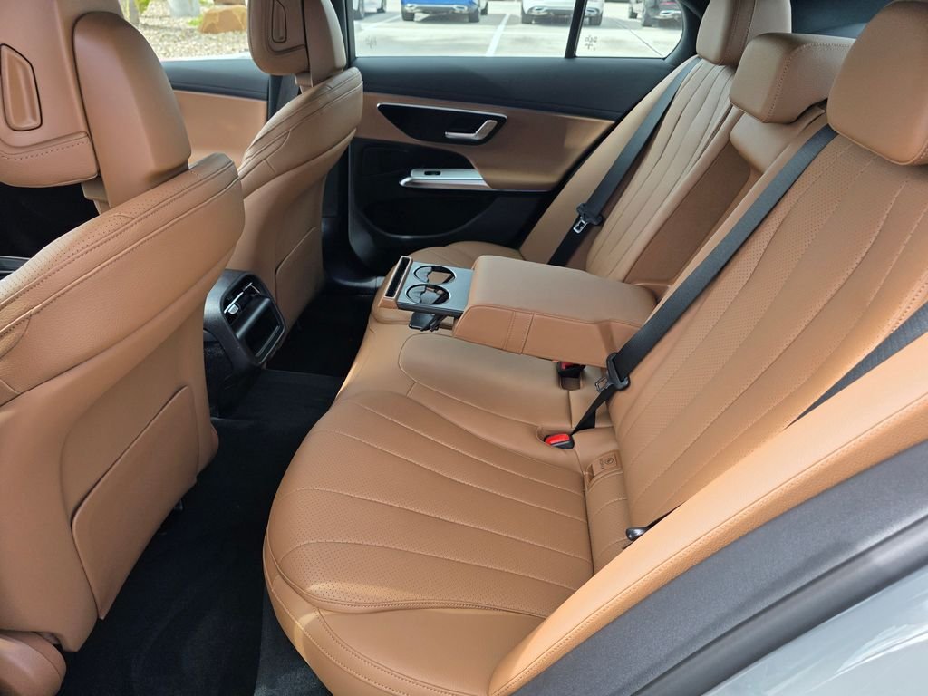 New 2026 MANUFAKTUR Alpine Grey Mercedes-Benz E 350 image 13