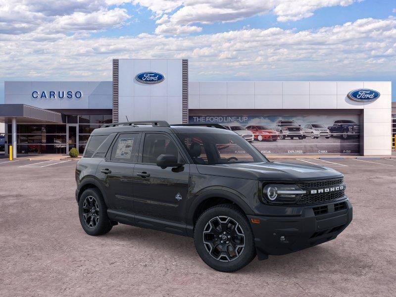 New 2026 Shadow Black Ford Outer Banks® image 7