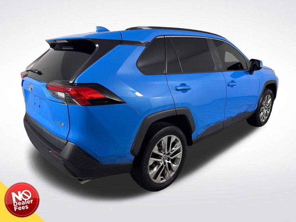 2021 Toyota RAV4 XLE Premium - Photo 3
