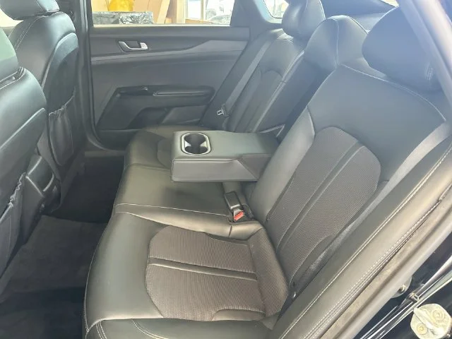 Used 2022 Black Kia GT-Line image 27