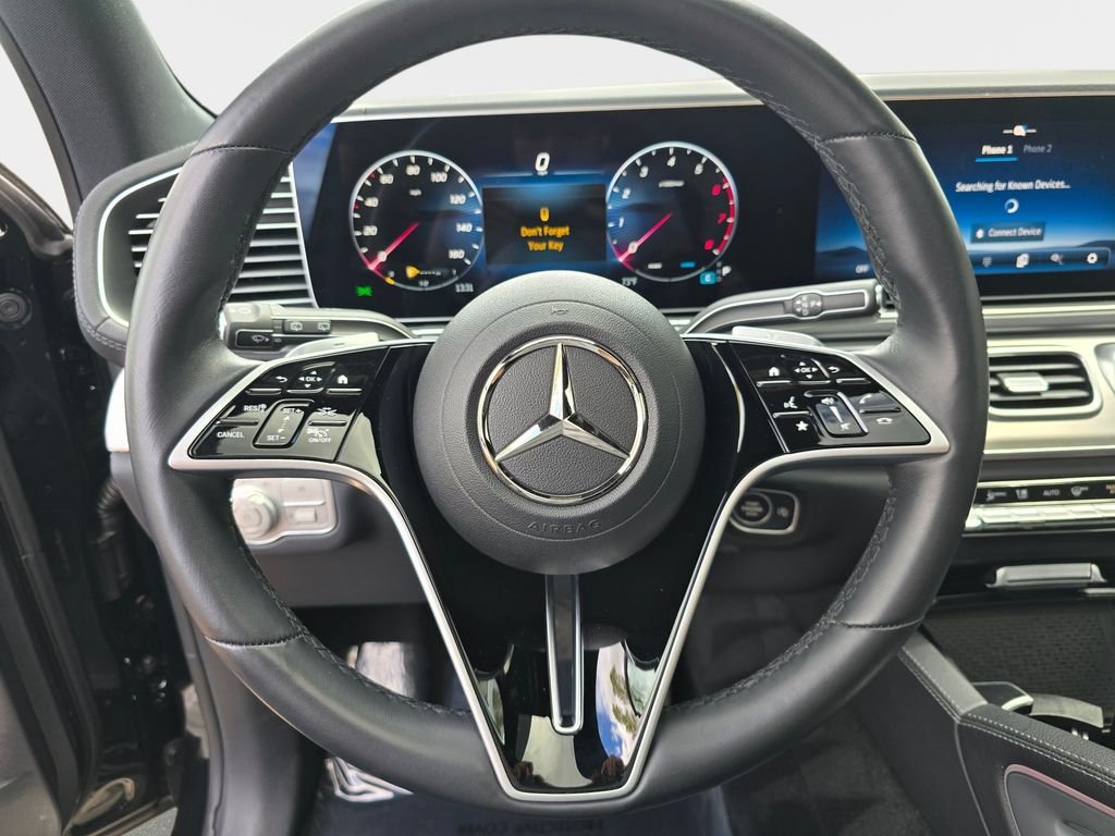 Used 2025  Mercedes-Benz GLS 450 image 20