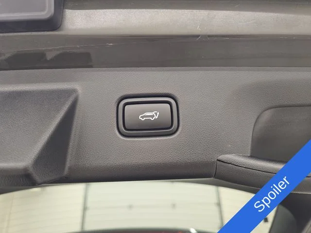 Used 2025 Green Hyundai SEL image 16