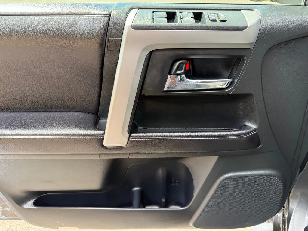 Used 2016 Gray Toyota SR5 Premium image 15