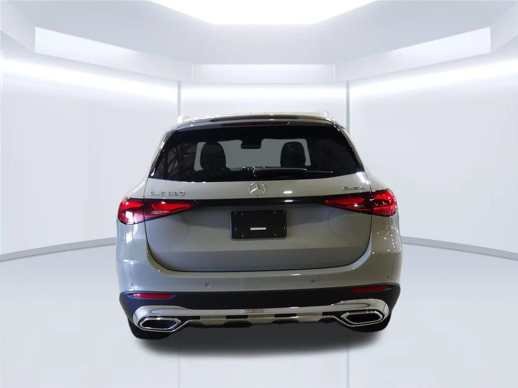 Certified Used 2026 MANUFAKTUR Alpine Grey Mercedes-Benz GLC 300 image 4