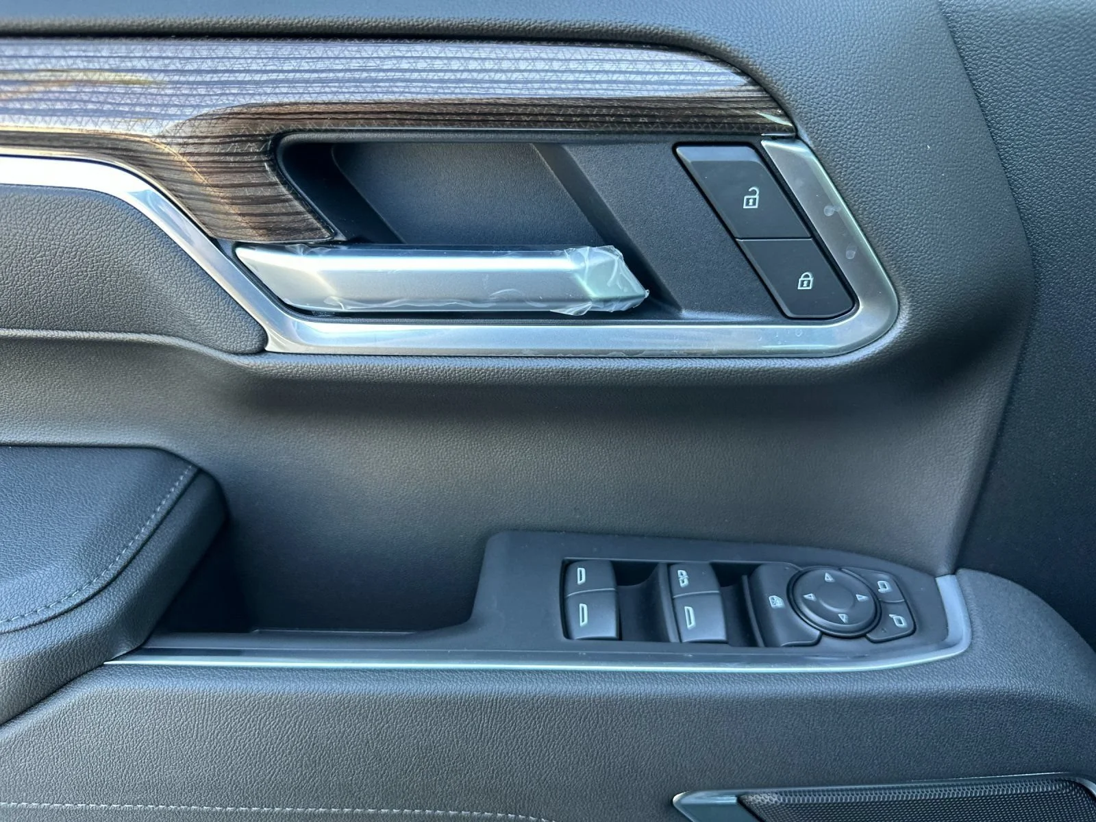 2026 Chevrolet Silverado 1500 LT - Photo 11