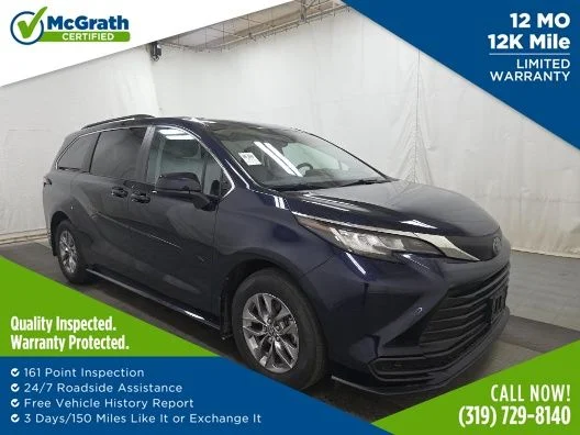 2023 Toyota Sienna LE 8-Passenger Hybrid AWD's photo