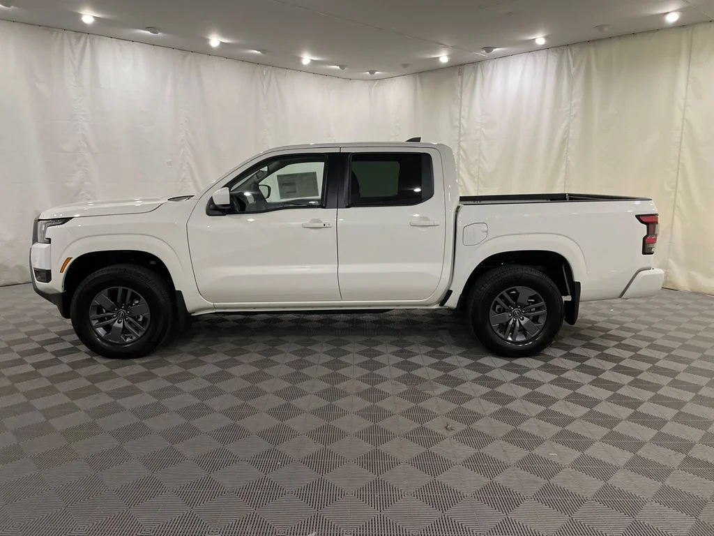 New 2026 Glacier White Nissan Crew Cab SV image 9