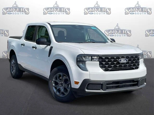 New 2026 White Ford XLT image 1