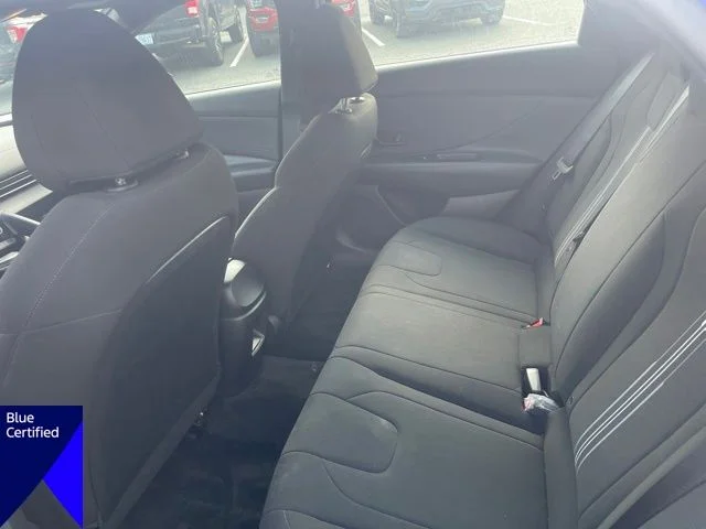 Used 2025 Blue Hyundai SEL Sport image 9