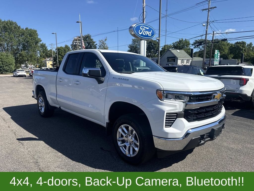 Used 2023 White Chevrolet LT image 9
