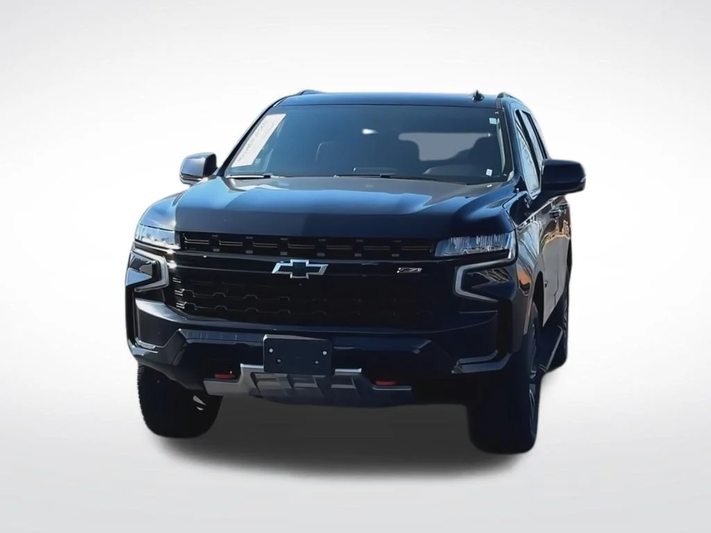 Used 2023 Black Chevrolet Z71 image 4
