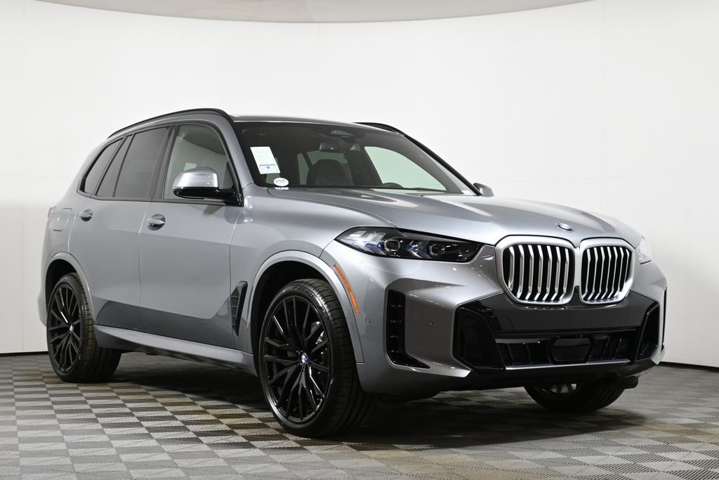 Used 2026 Gray BMW xDrive40i image 9