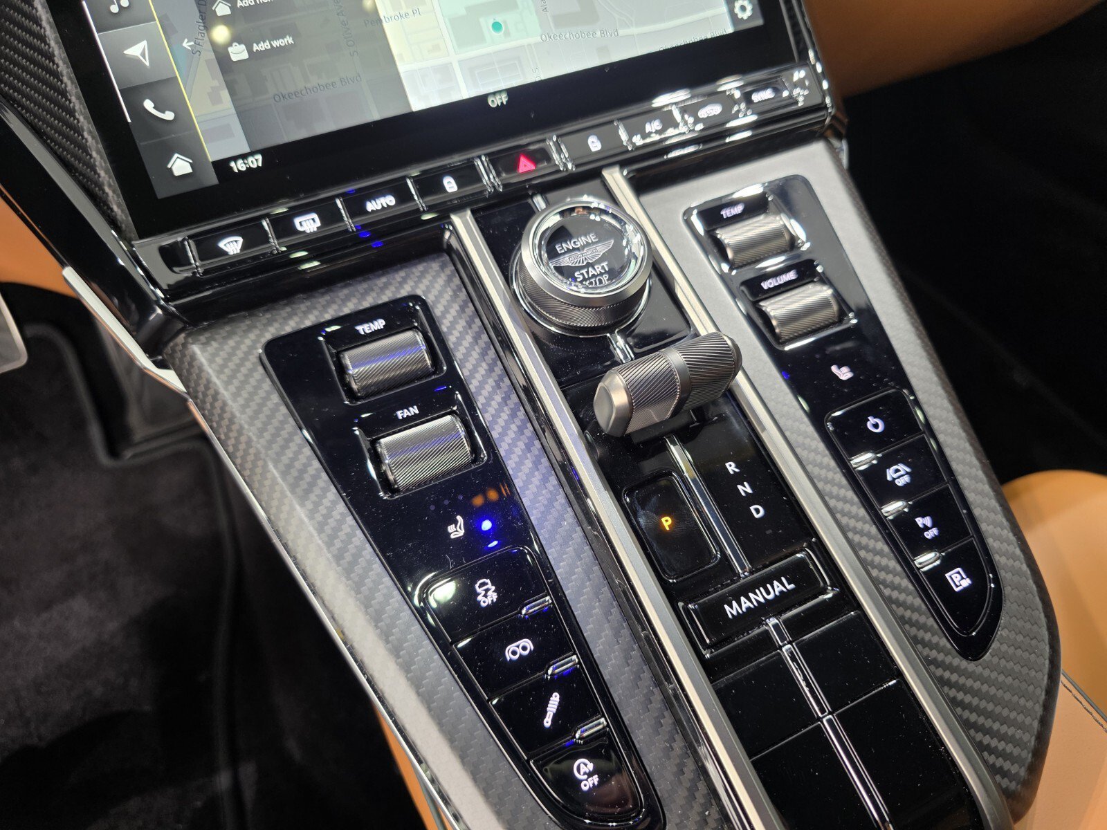2026 Aston Martin Vantage Base - Photo 15