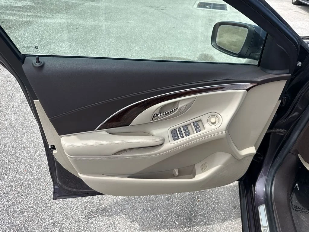Used 2015 Purple Buick Leather Group image 10