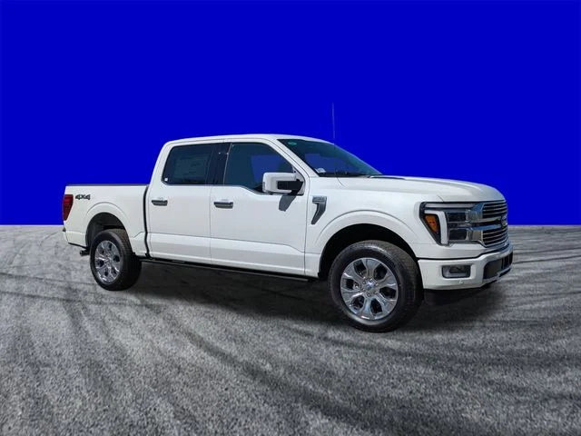 New 2026 Star White Metallic Tri-Coat Ford Platinum® image 2