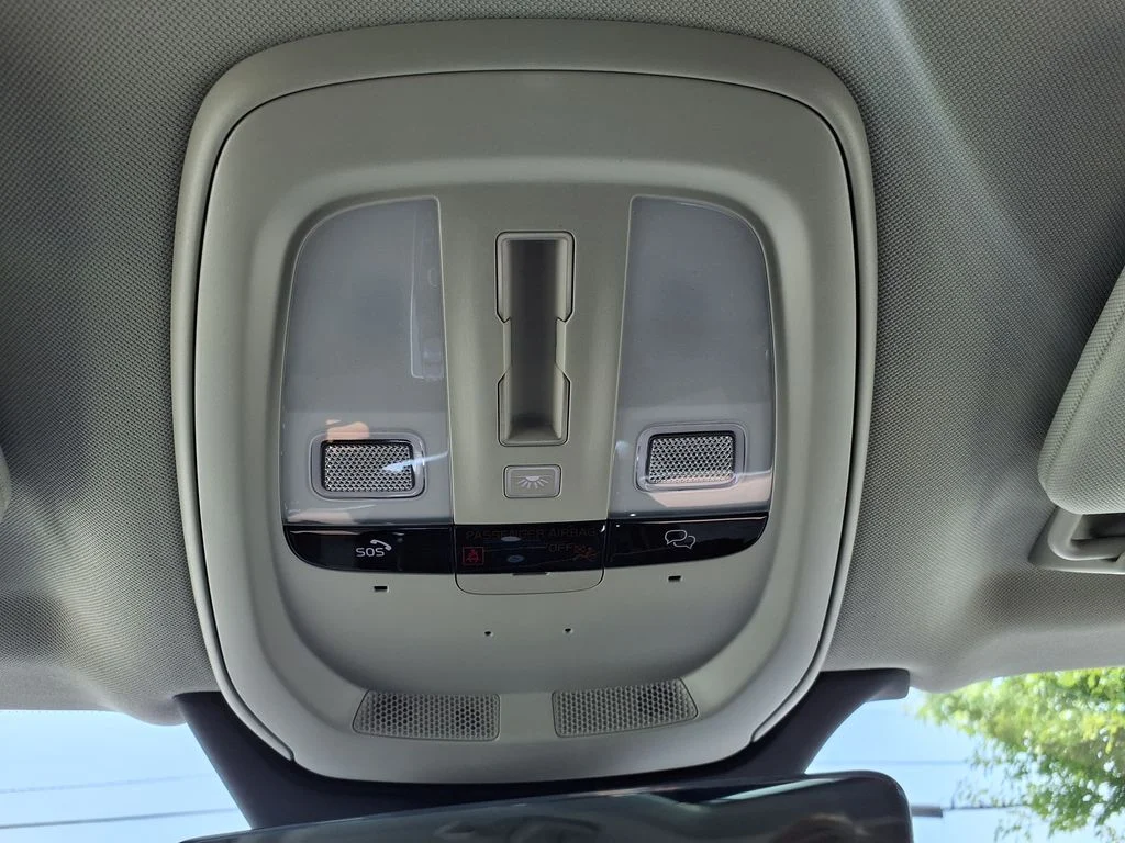 New 2026 Vapour Grey Volvo Plus image 21