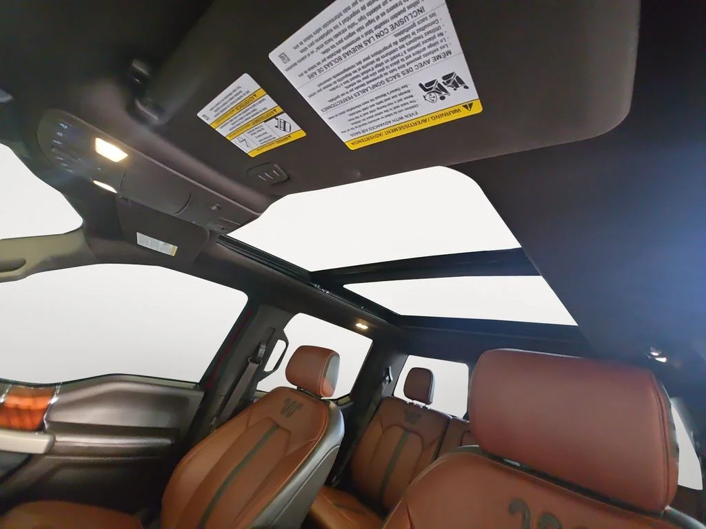 Used 2019 Red Ford King Ranch image 12