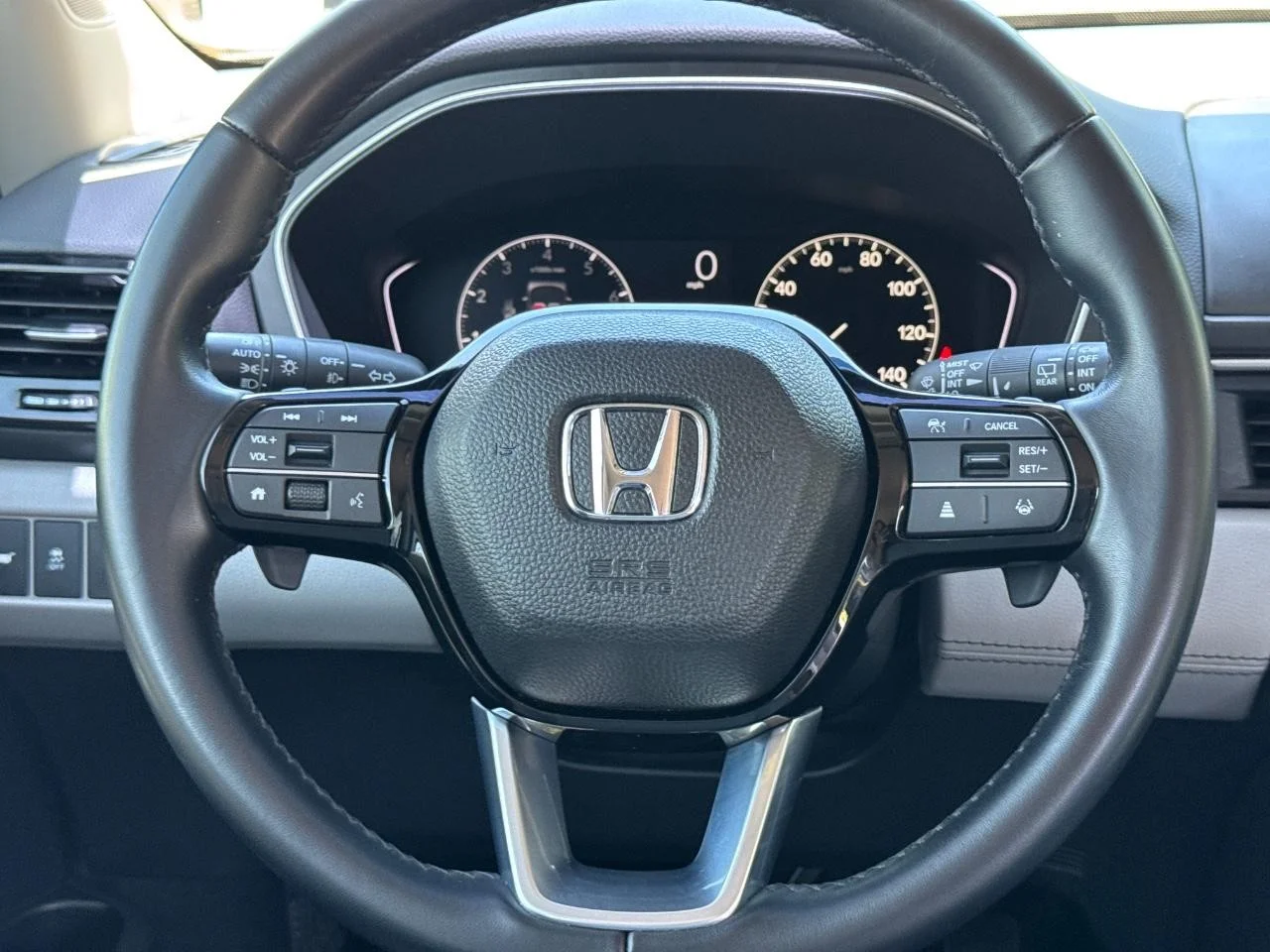 Certified Used 2025 Platinum White Pearl Honda AWD EX-L image 14