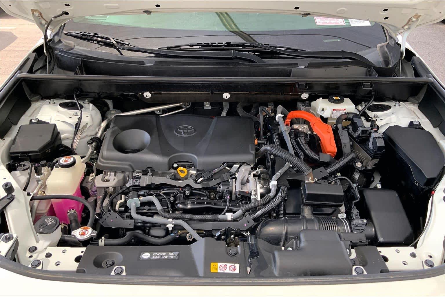 Used 2020 Blizzard Pearl Toyota Hybrid Limited image 32