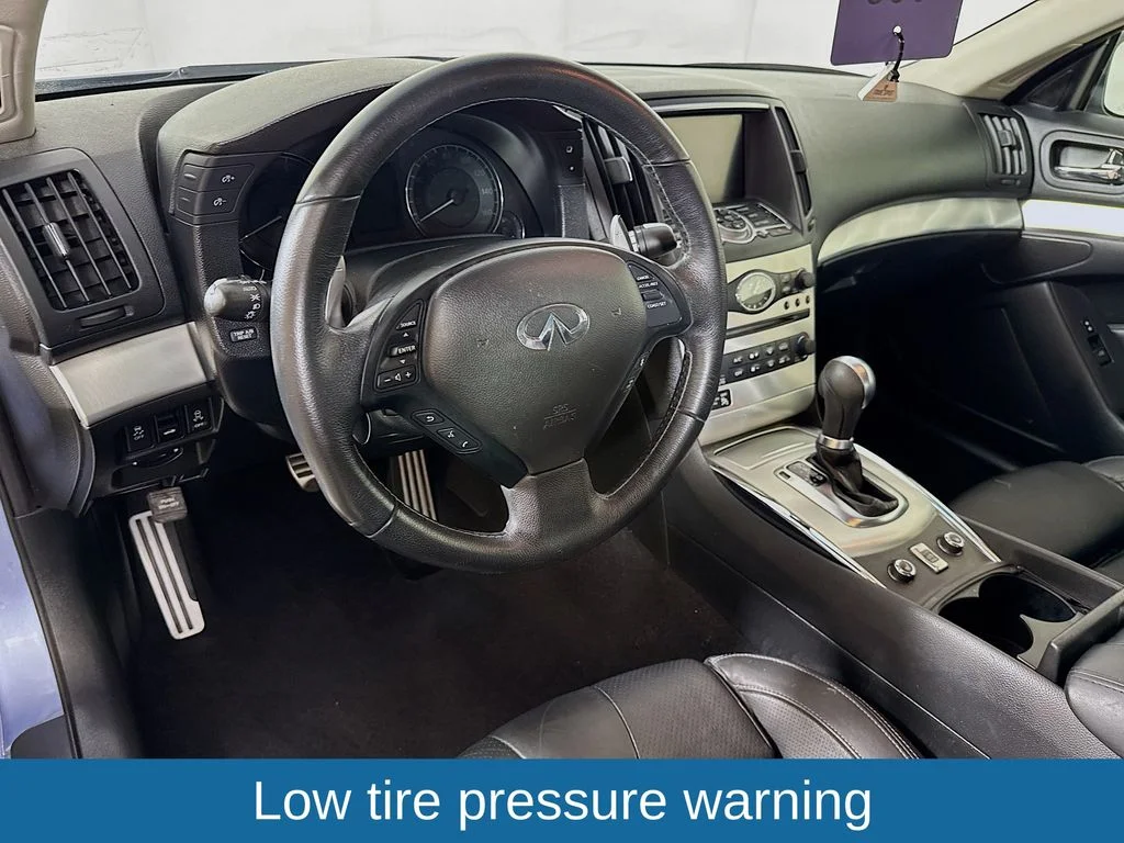 Used 2013 Blue INFINITI Sport image 10