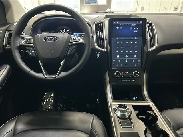 Used 2024 Black FORD SEL image 3