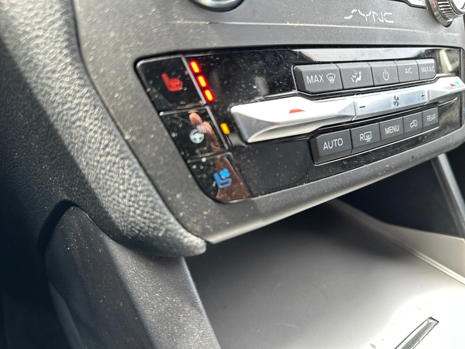 2020 Ford Explorer ST - Photo 33