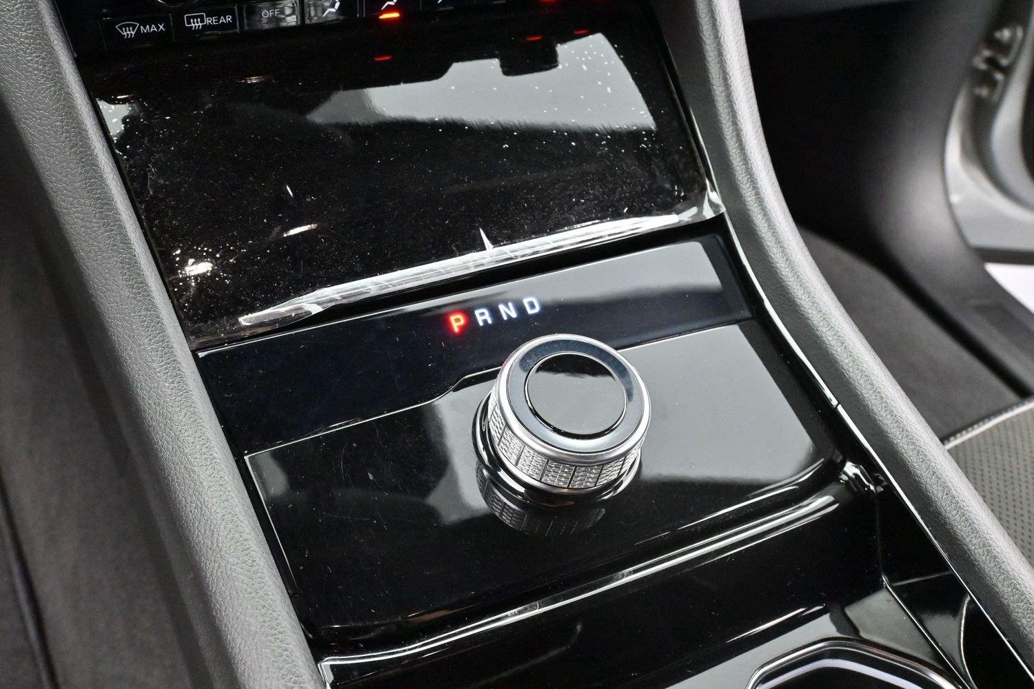Used 2021 Silver Jeep Altitude image 18