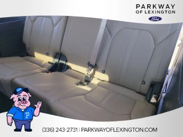 Used 2022 White Ford Limited image 32