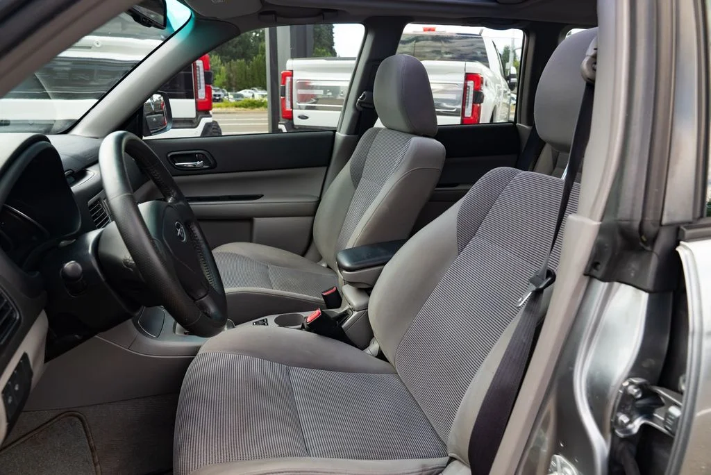 Used 2007  Subaru 2.5X image 16