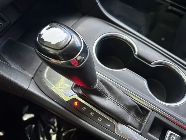 Used 2018 Silver Chevrolet Premier image 25