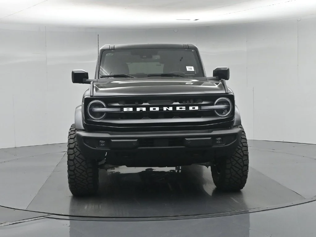 New 2026 Shadow Black Ford Outer Banks image 53