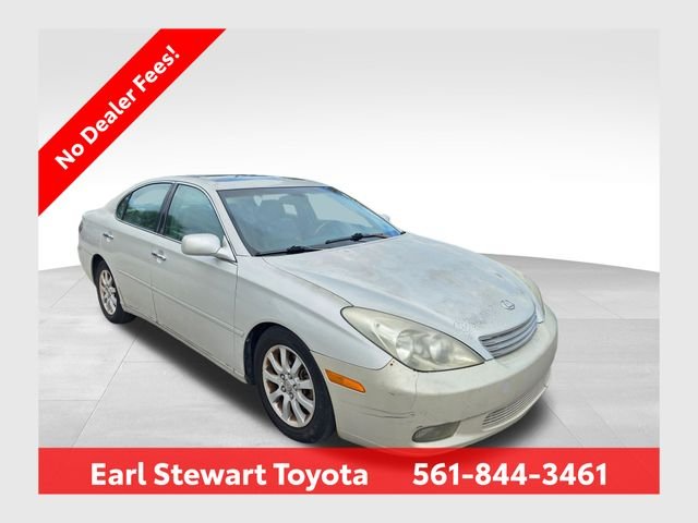 Used 2003  Lexus 300 image 1