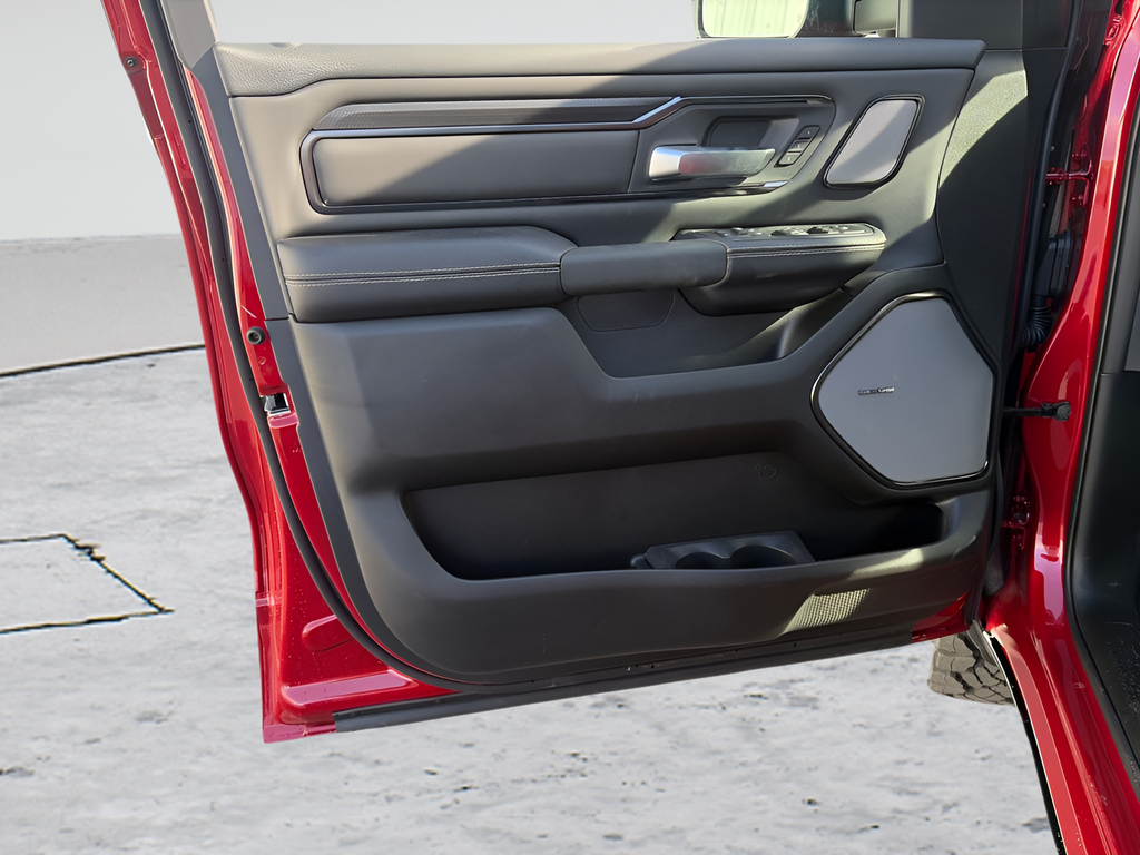 New 2026 Molten Red Pearl-Coat Exterior Paint RAM Rebel image 12