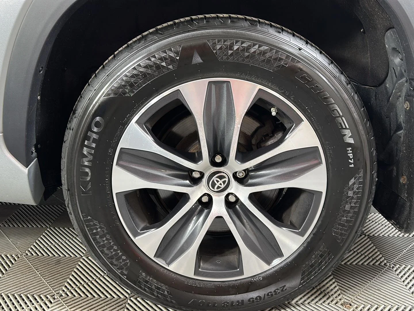 Used 2022 Celestial Silver Metallic Toyota XLE image 10