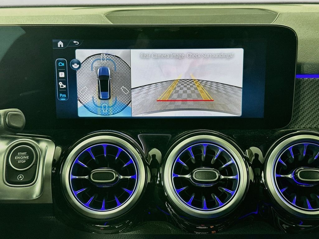 2026 Mercedes-Benz GLB AMG GLB 35 - Photo 13
