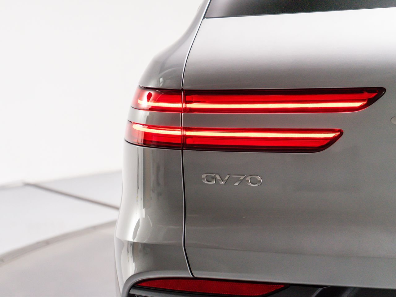 New 2026 Savile Silver Genesis 2.5T SELECT image 15