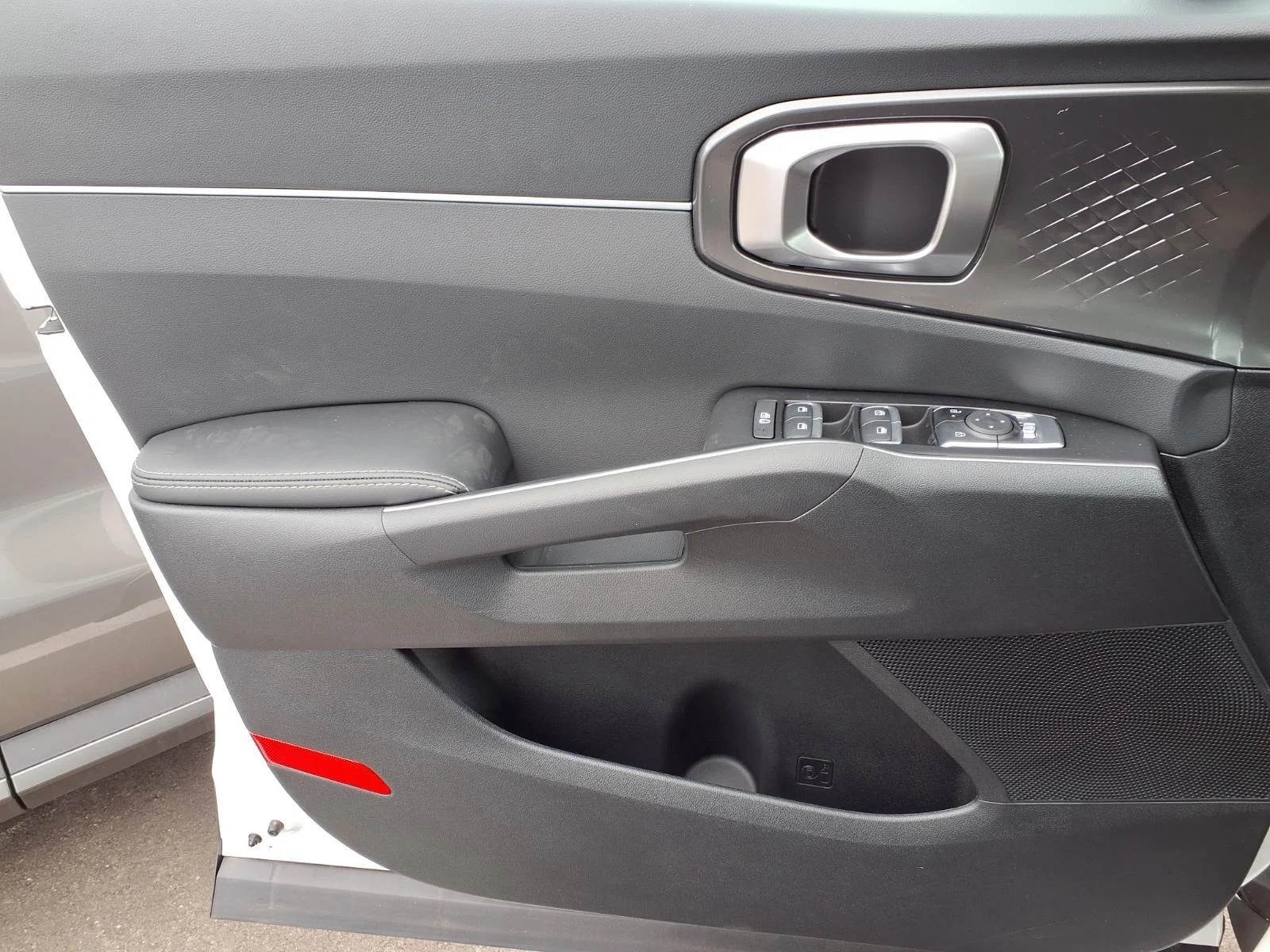 New 2026 Glacial White Pearl Kia S image 11