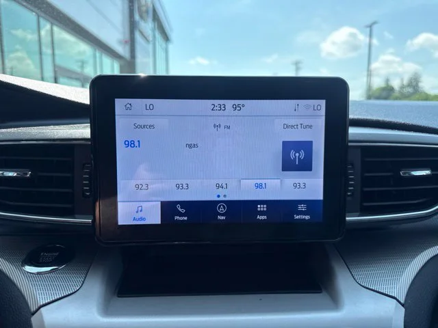Used 2023 Blue Ford XLT image 17