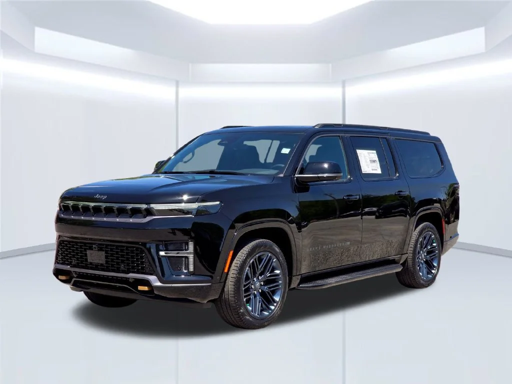 New 2026 Black Jeep  image 2