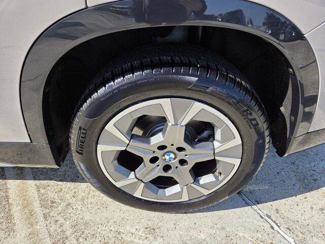 Used 2026 Dune Grey Metallic BMW xDrive28i image 26