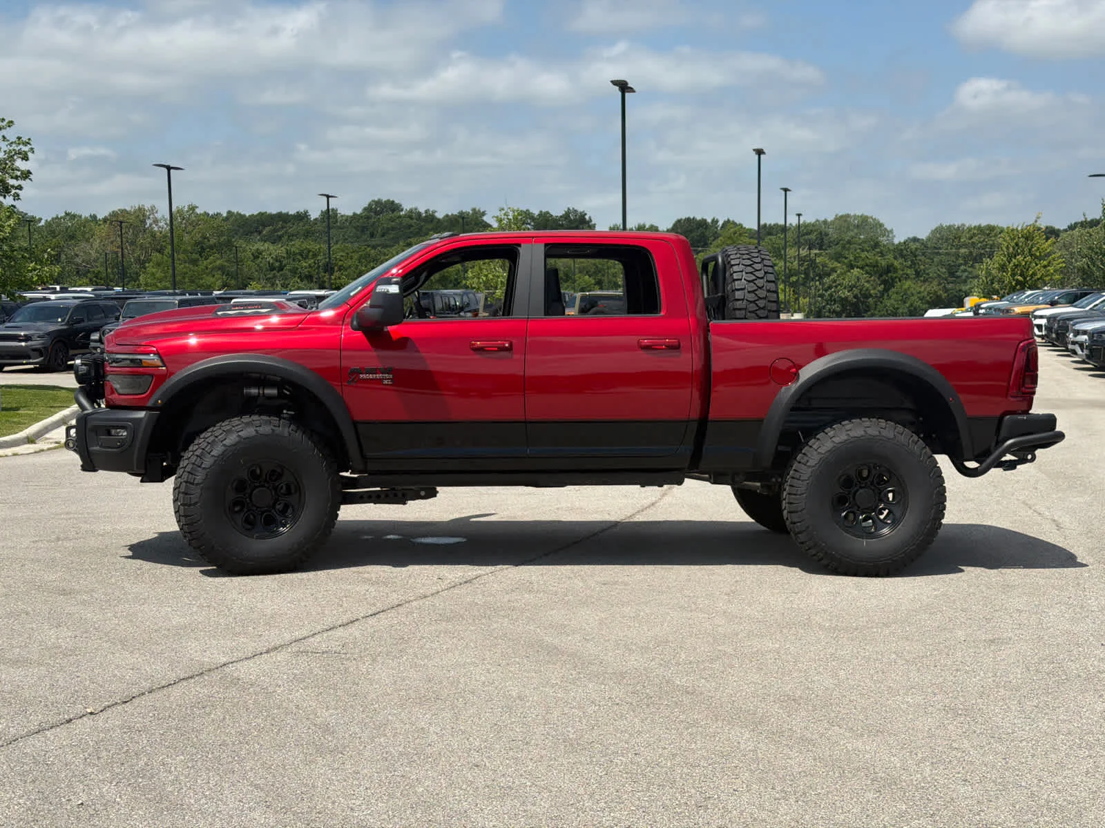 New 2026 Molten Red Pearl-Coat Exterior Paint RAM Laramie image 5