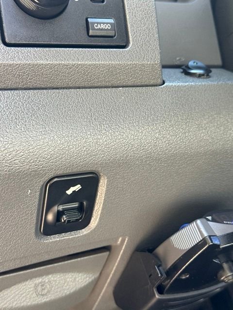 Used 2006 Bright Silver Metallic Dodge SLT image 14